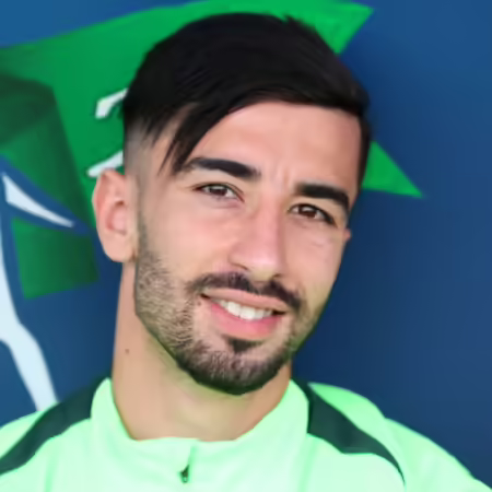 Abreise aus Algerien: Amoura kehrt vorzeitig nach Wolfsburg zurück