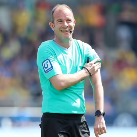 Ex-Schiedsrichter Fritz bleibt dem DFB erhalten