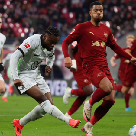 Schäfer schielt zum Ex-Klub: Leipzig beschäftigt sich mit Wolfsburgs Baku