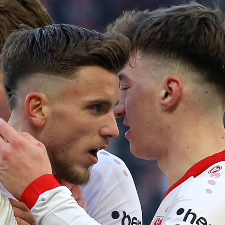Zwischen Freude und Fokus: VfB-Coach Hoeneß gibt den Mahner