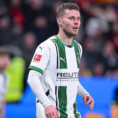 Elvedi wird neuer Gladbacher Rekordspieler